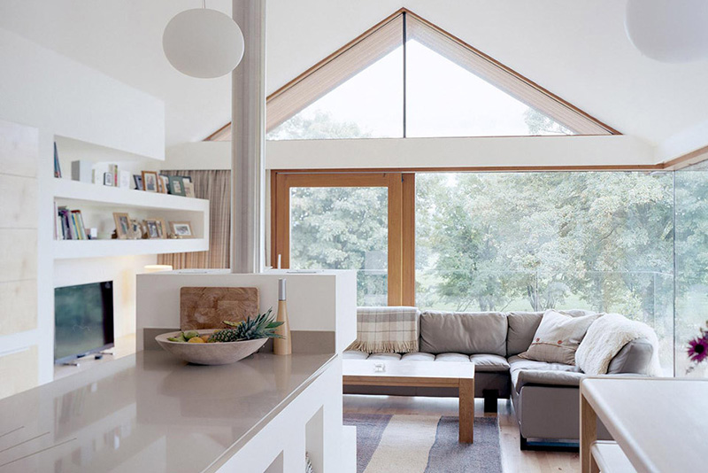 Featured image of post Modern Small Open Plan House - In a modern home plan, you&#039;ll typically find open floor plans, a lot of windows and vaulted ceilings somewhere in the space.